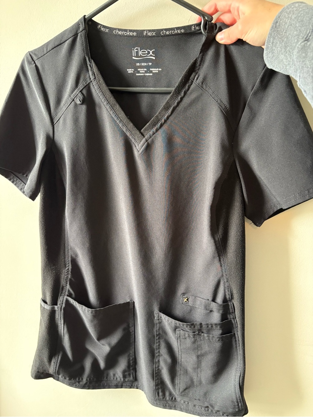 Cherokee iflex Gray V-Neck Short Sleeve Scrub Top